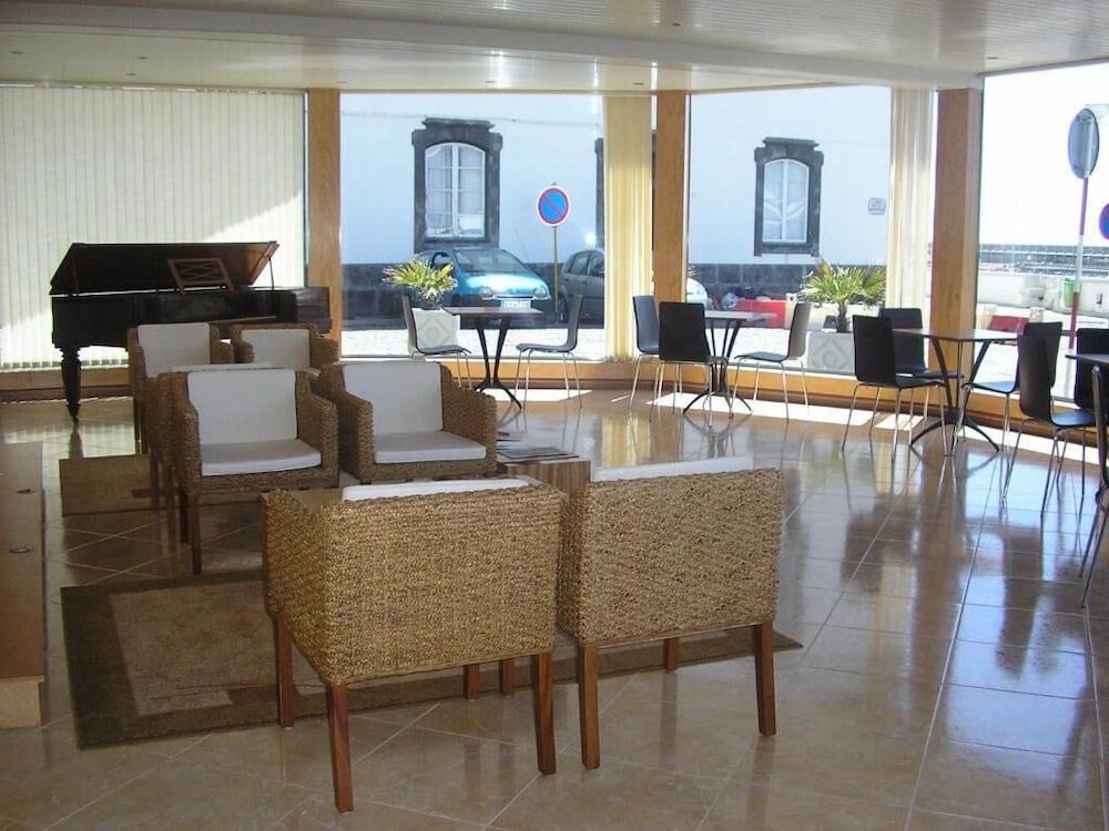 Lyon - Angra do Heroísmo - Hotel Beira Mar - Angra do Heroísmo