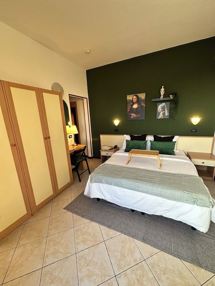 Toulouse - Montecatini Terme - Hotel La Riviera - Montecatini Terme