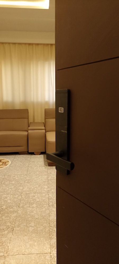 Paris - Oran - Hotel Medina - Oran