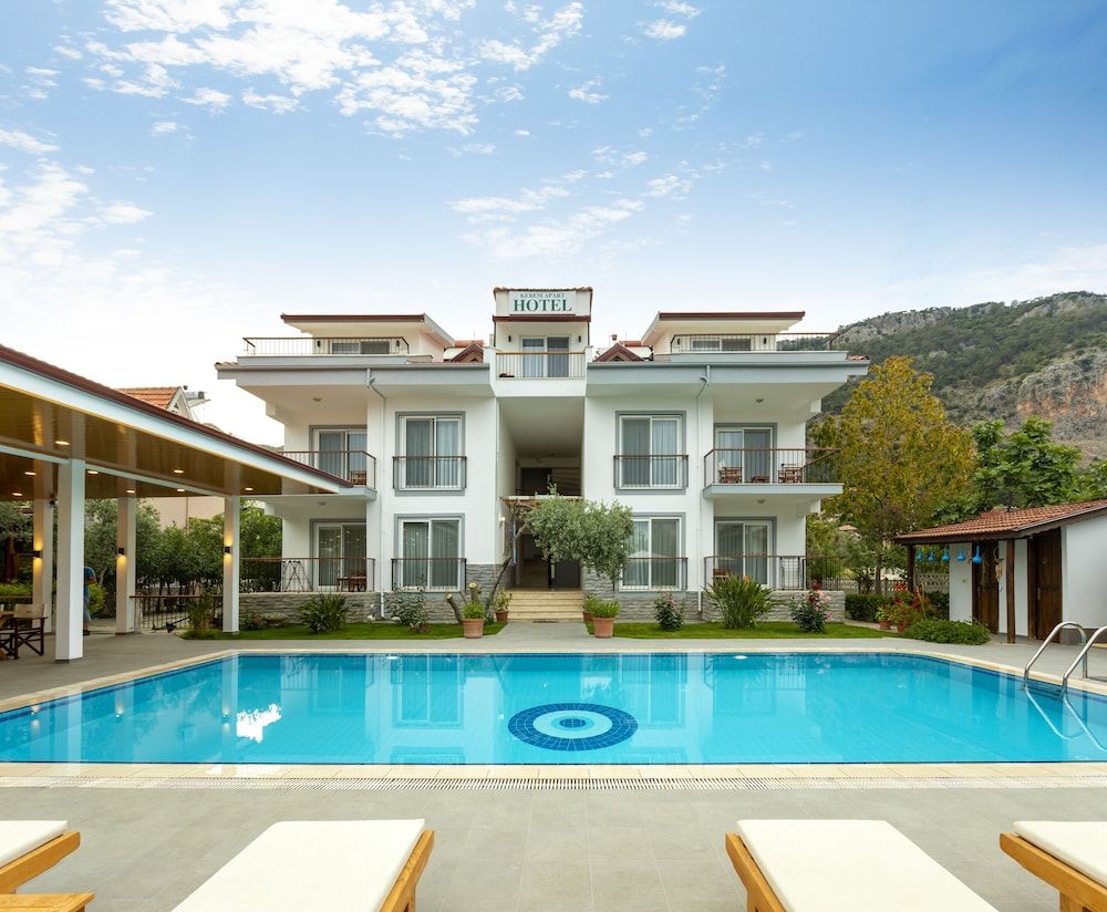 Lyon - Göcek - Kerem Apart Hotel - Göcek