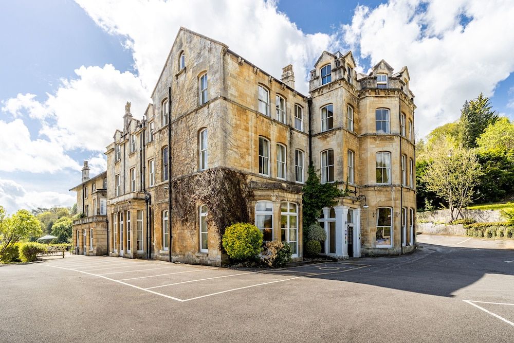 Paris - Bath - Best Western Limpley Stoke Hotel - Bath