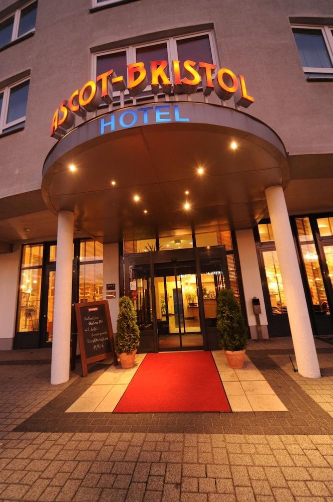 Bâle Mulhouse - Potsdam - Hotel Ascot Bristol - Potsdam