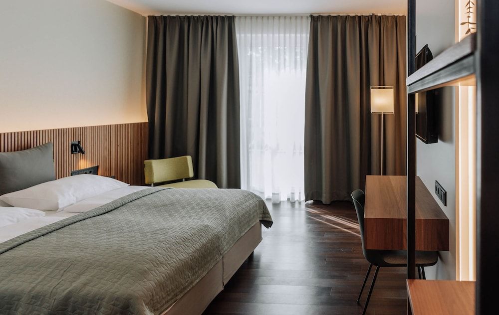 Bâle Mulhouse - Schwechat - HEINhotel vienna airport - Schwechat