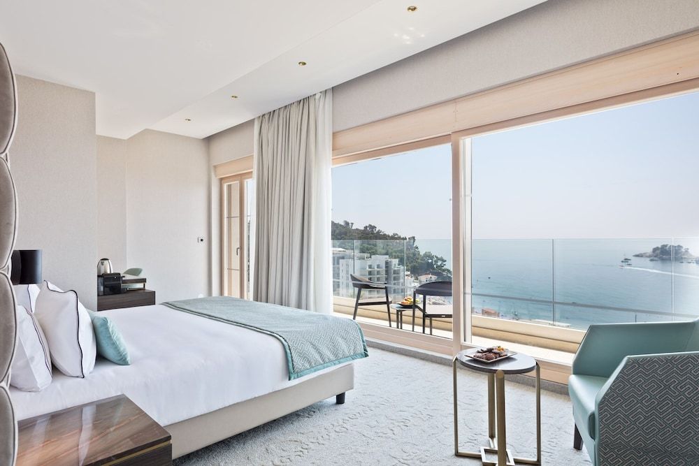 Marseille - Petrovac - Hotel AMI Budva Petrovac - Petrovac