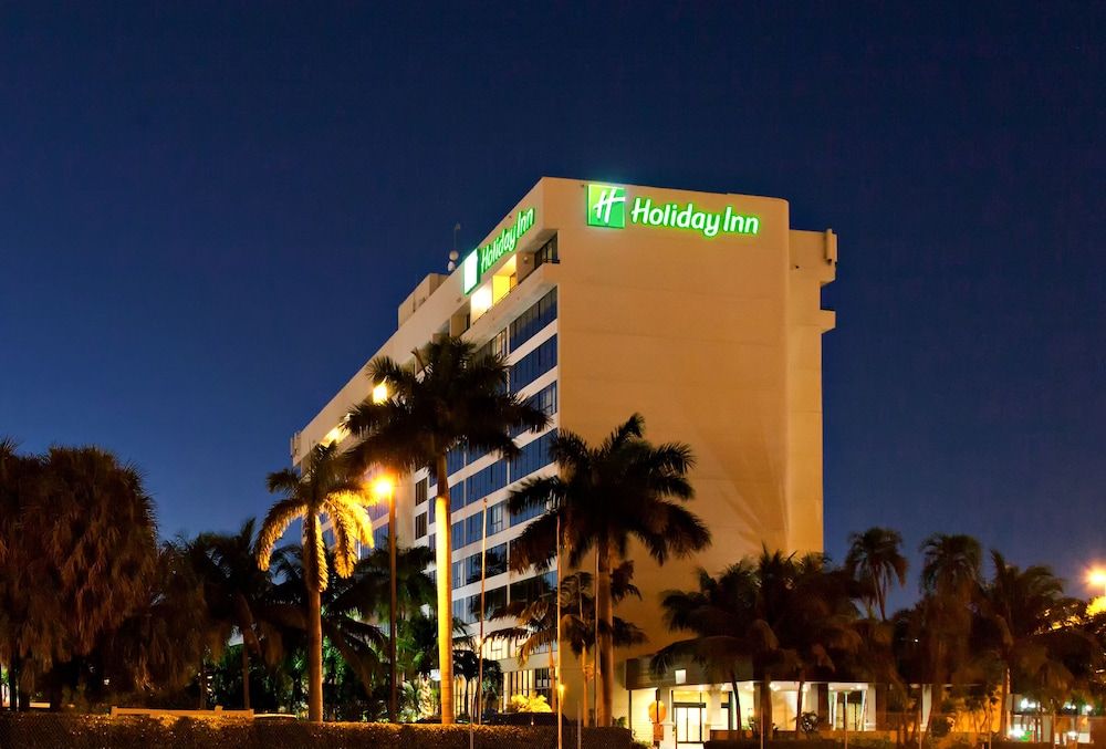 Paris - Miami Springs - Holiday Inn MIAMI WEST - AIRPORT AREA by IHG - Miami Springs