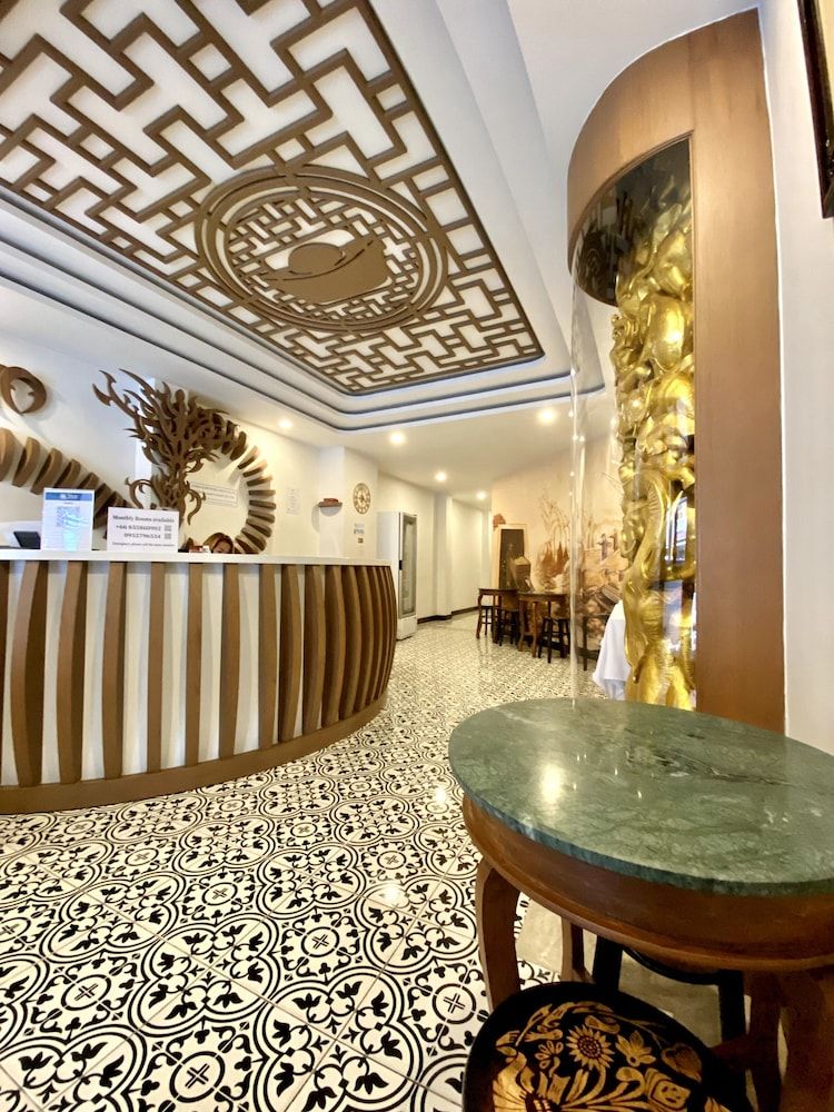 Paris - Île de Phuket, Thaïlande - Sunray Beach Hotel Patong - Île de Phuket, Thaïlande