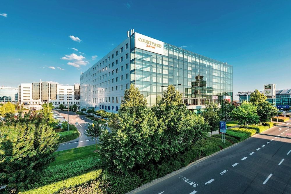 Bâle Mulhouse - Prague Airport - Courtyard by Marriott Prague Airport - Prague Airport