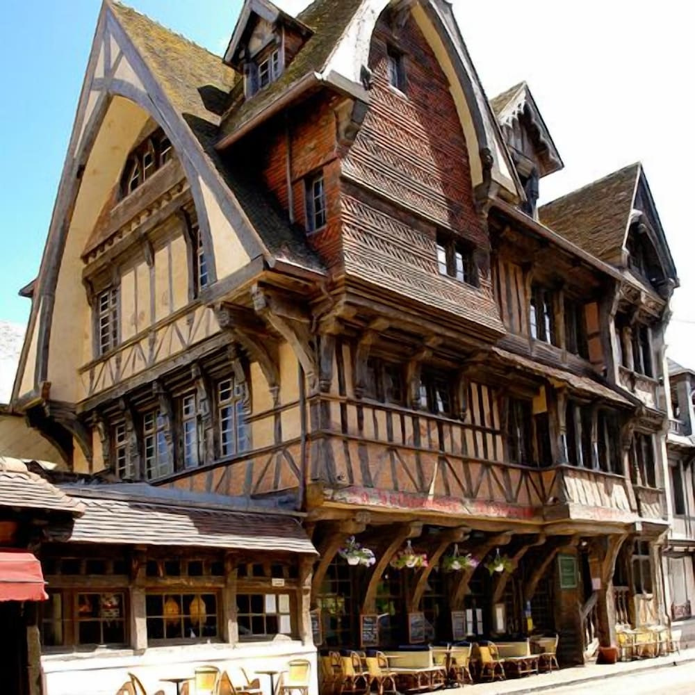 Toulouse - Étretat - Hotel La Résidence Manoir De La Salamandre - Étretat