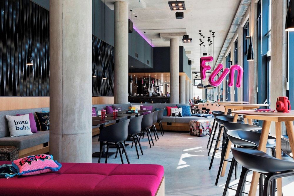 Bâle Mulhouse - Schwechat - MOXY Vienna Airport - Schwechat