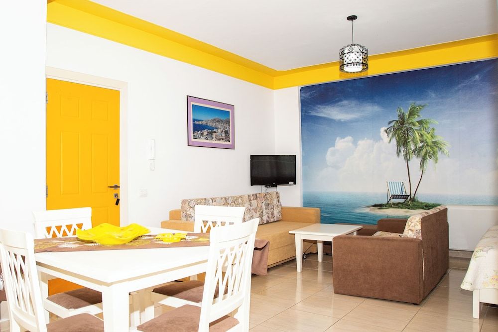 Nice - Borsh - Vila Florika Hotel - Borsh