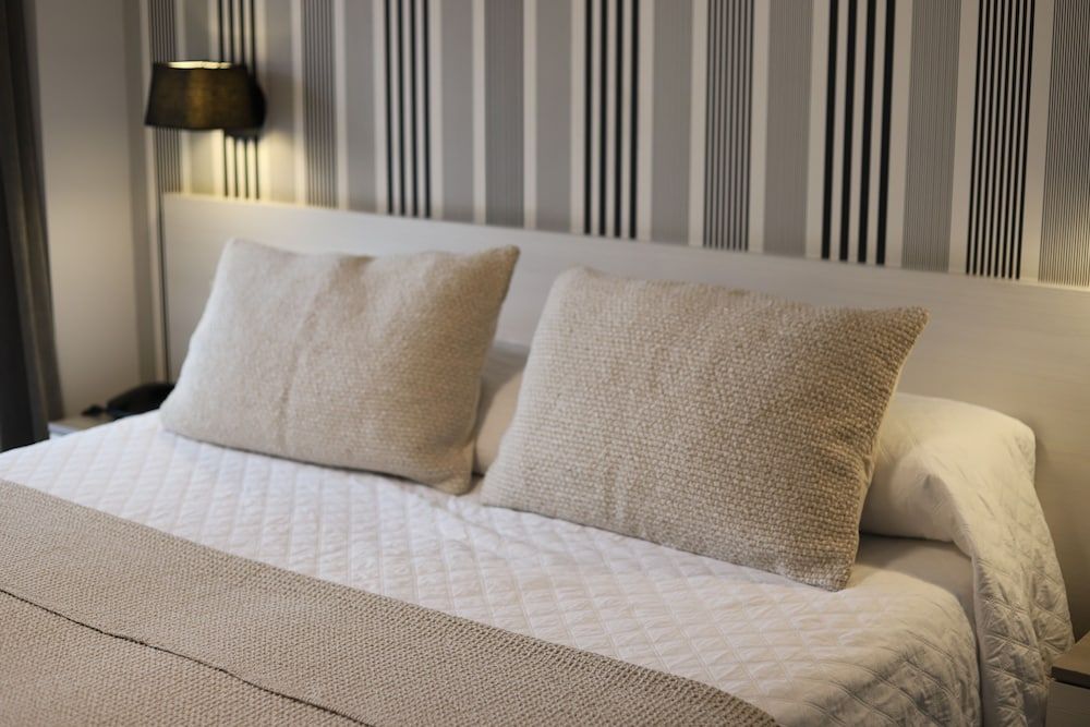 Lille - Costa Barcelona, Espagne - New Hotel Colon - Costa Barcelona, Espagne