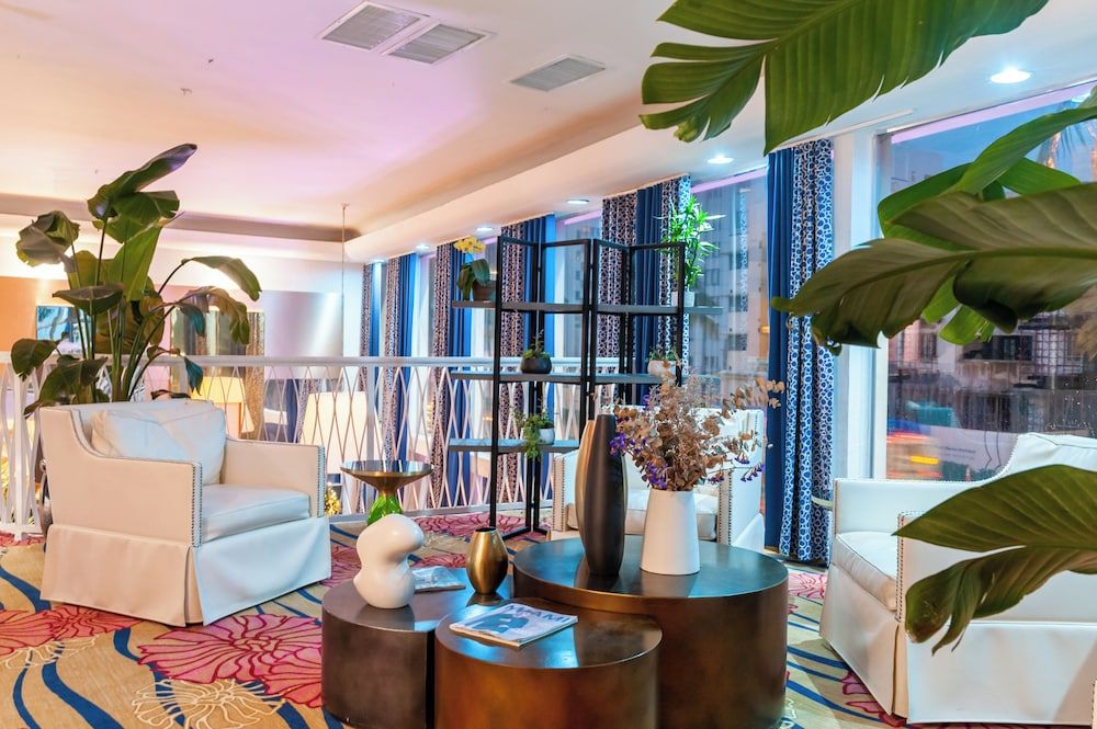 Lyon - Miami (FL) - Catalina Hotel & Beach Club - Miami (FL)