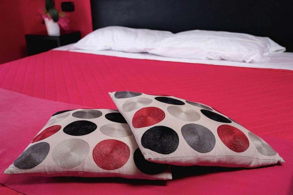 Paris - Caserta - Sweet Central Hotel - Caserta