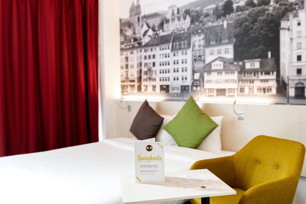Paris - Zurich - B&B HOTEL Zürich Wallisellen - Zurich