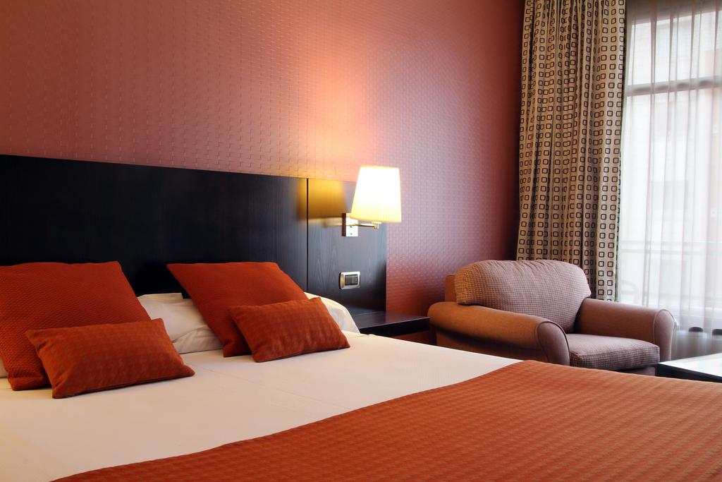 Paris - Bilbao - Hotel Conde Duque Bilbao - Bilbao
