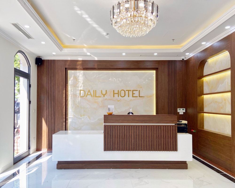 Paris - Ha Long - Daily Hotel - Ha Long