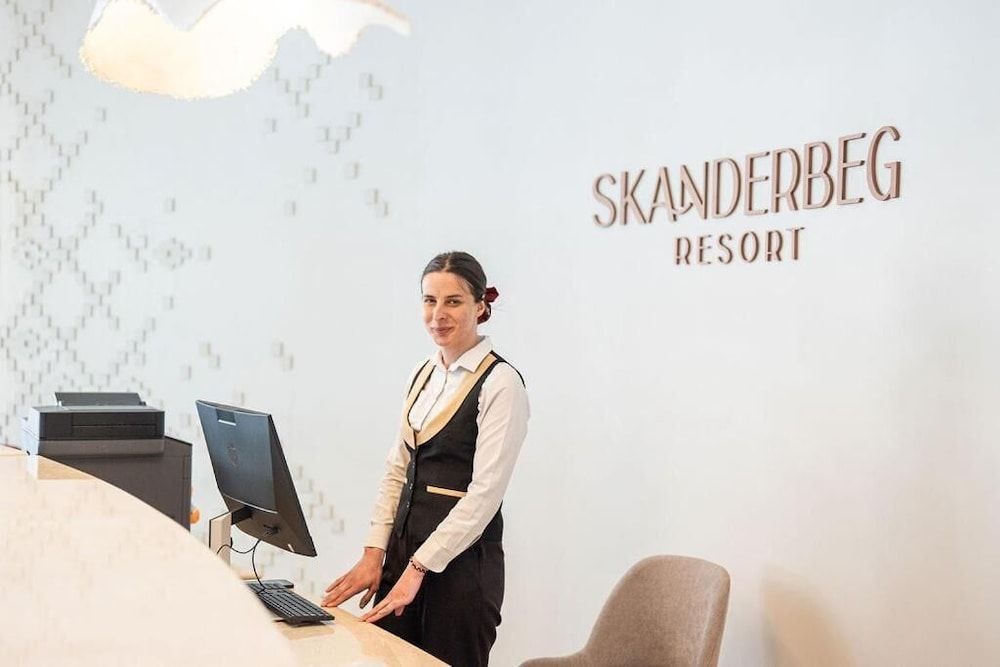 Toulouse - Côte d'Albanie - Hotel Skanderbeg - Côte d'Albanie