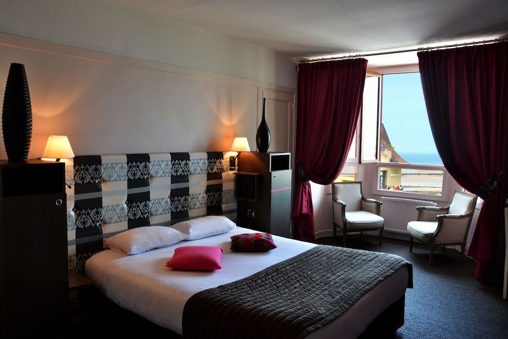Toulouse - Granville - Hotel Des Bains - Granville