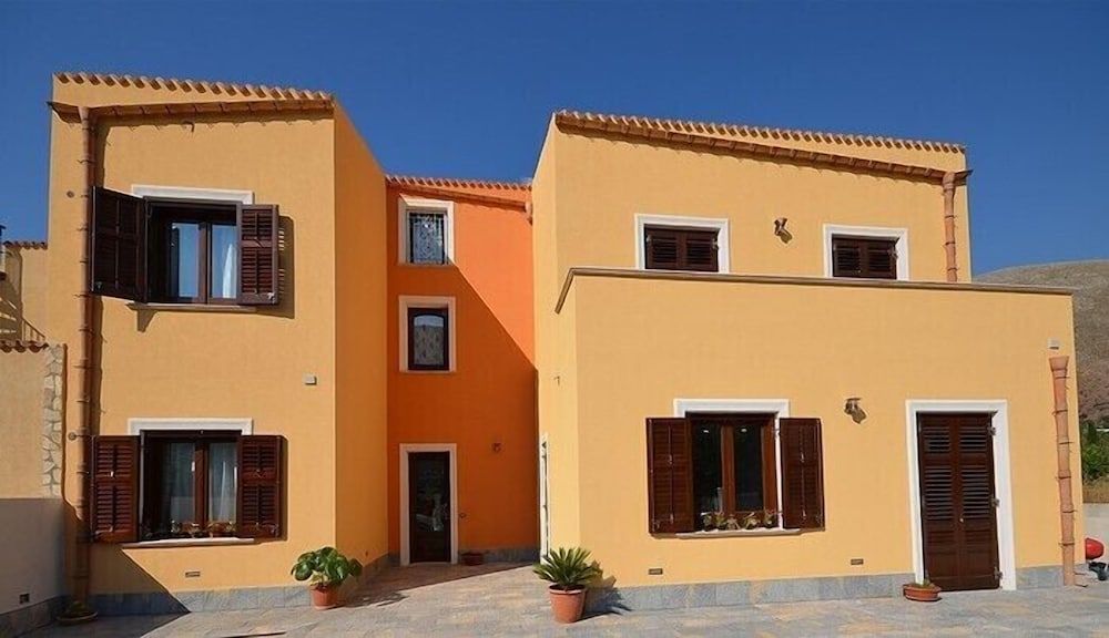 Toulouse - San Vito Lo Capo - Baia Santa Margherita B&B - San Vito Lo Capo