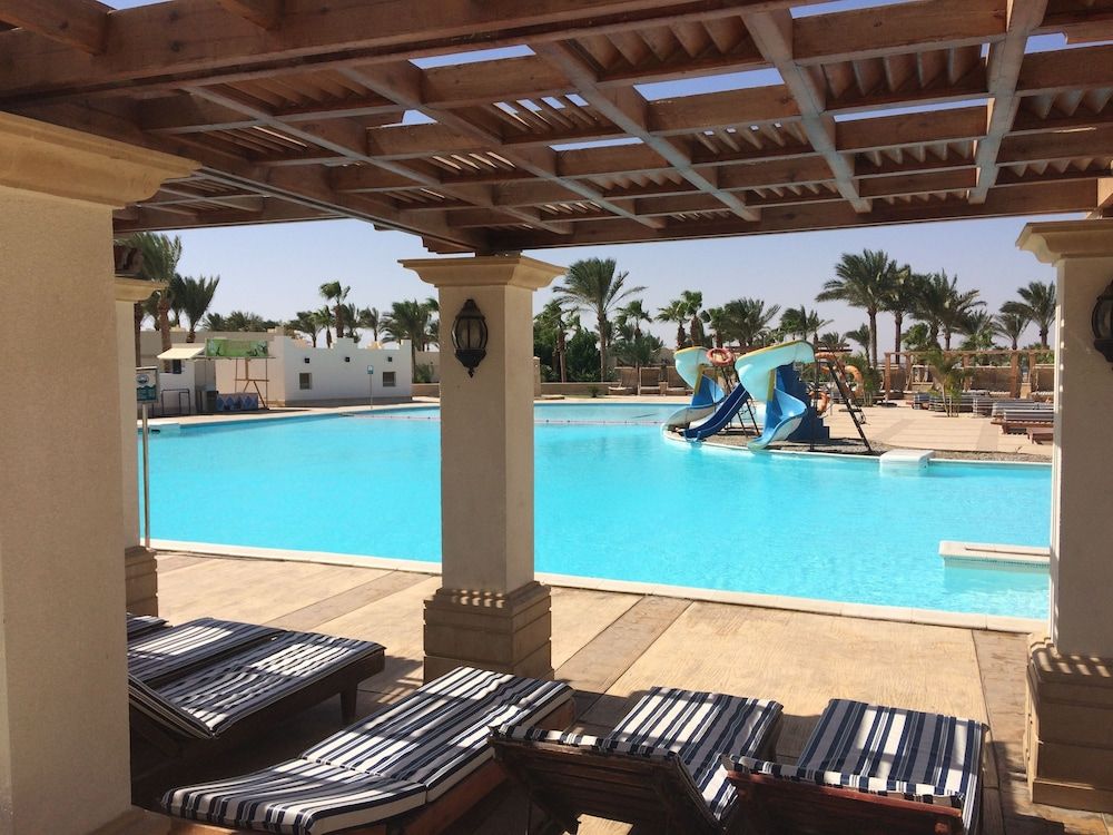 Lille - Sahl Hasheesh - SUNRISE Juman Beach Resort - Sahl Hasheesh