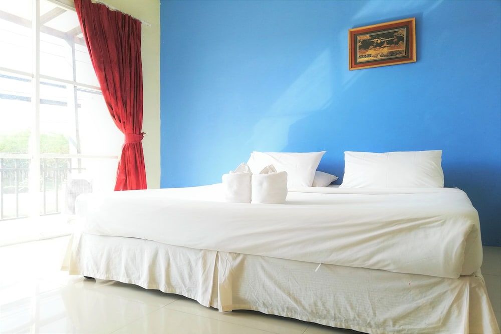 Marseille - Thalang - Phuket - Andaman Place - Thalang - Phuket