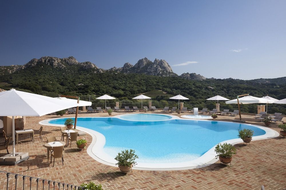 Nice - Arzachena - Felix Hotels - Country Resort Parco degli Ulivi - Arzachena