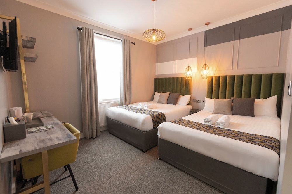 Montpellier - Londres - Comfotel GRN - Londres