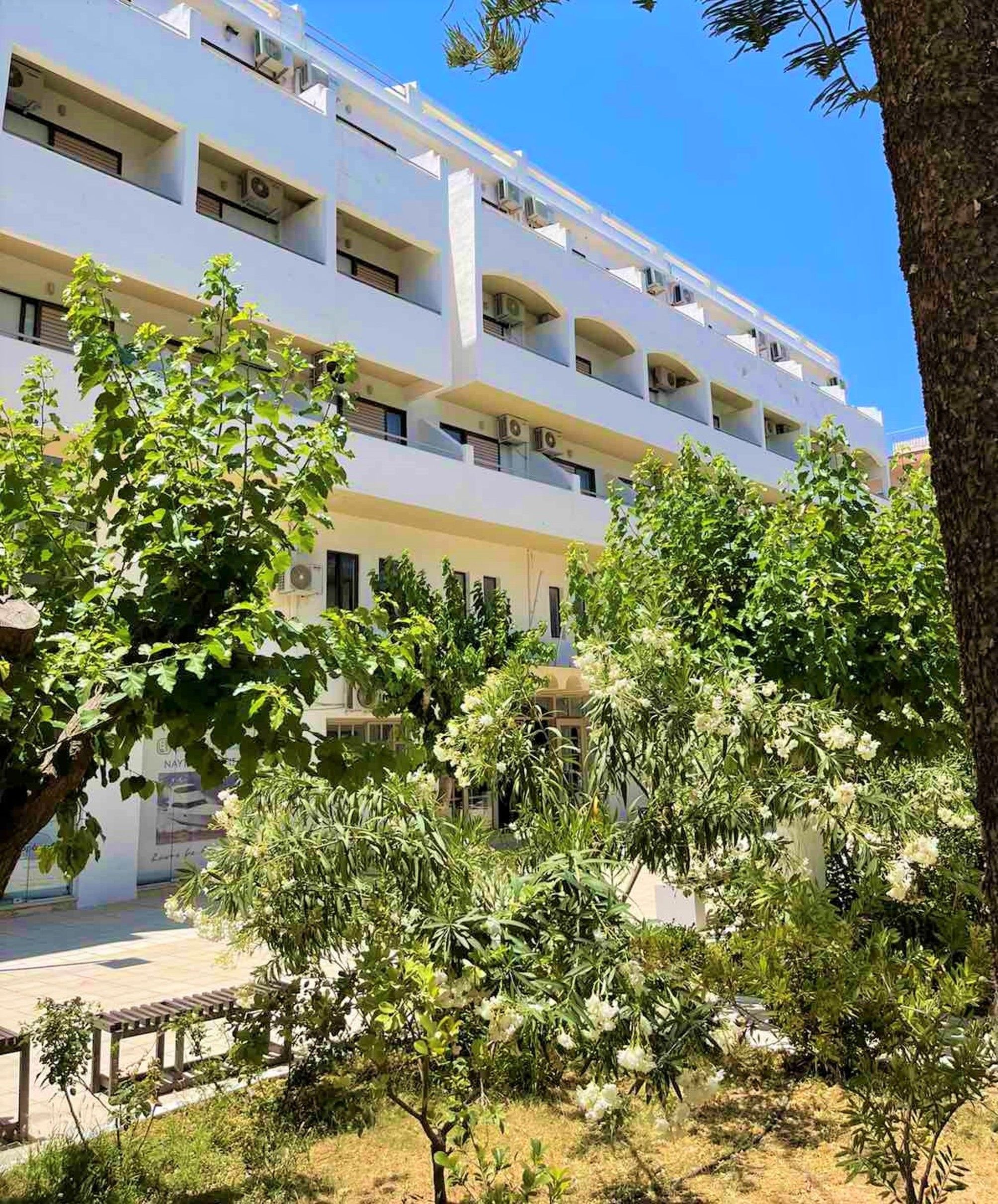 Apollon Hotel 1