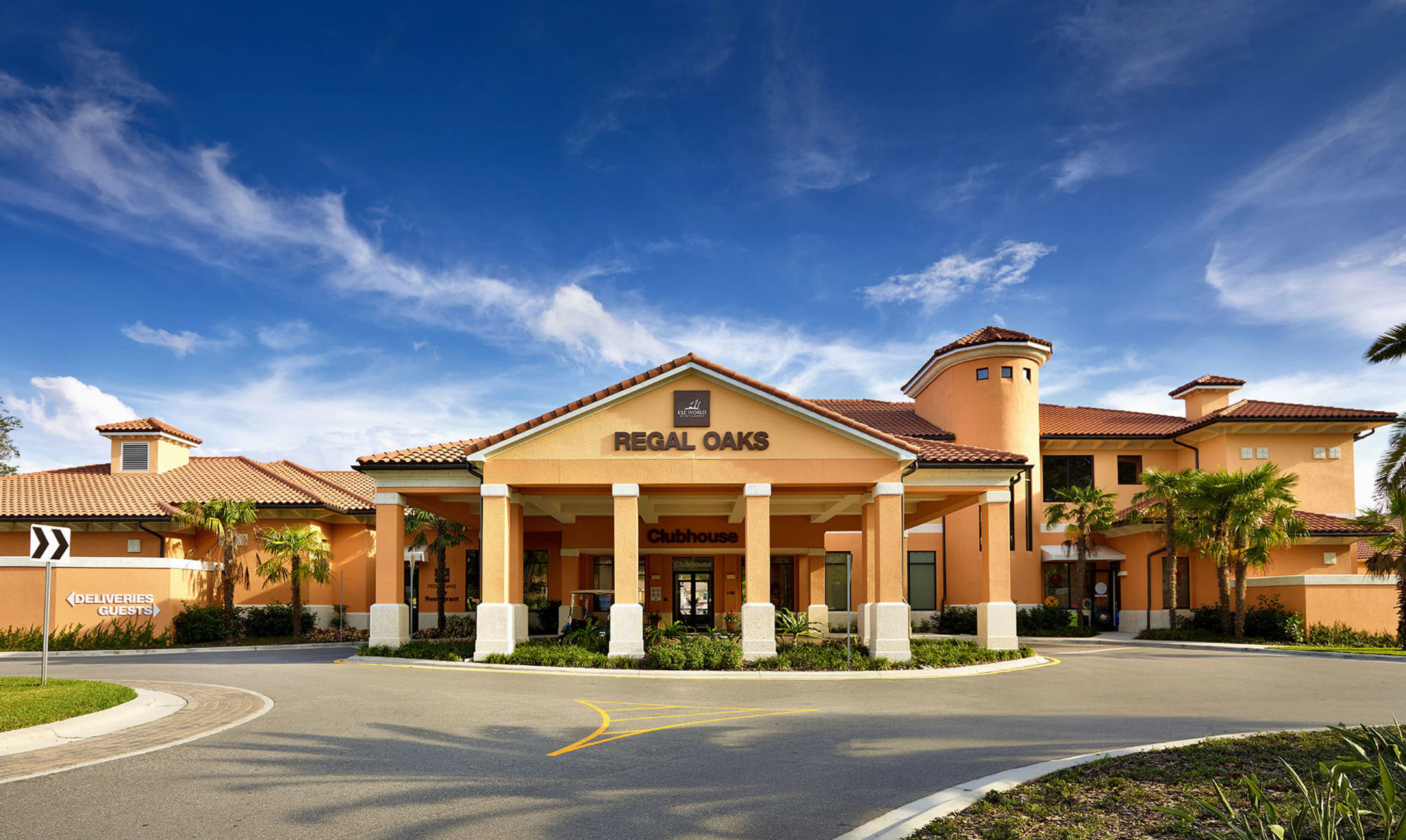 Regal Oaks Resort Vacation Townhomes by IDILIQ 2