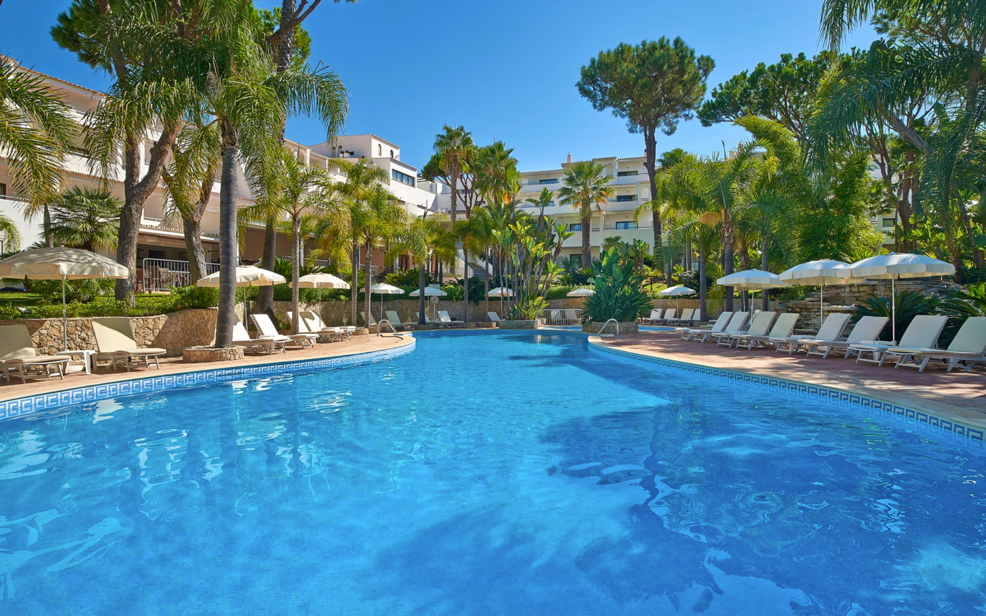 Ria Park Garden Hotel 1