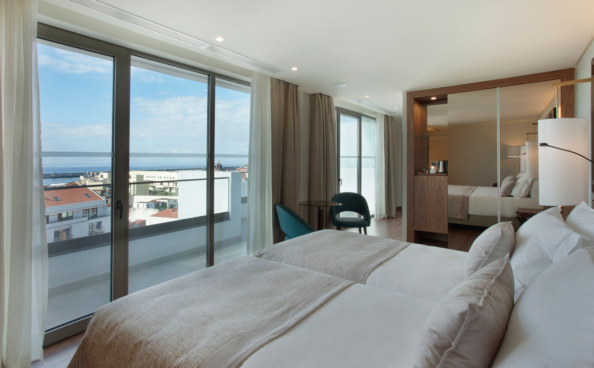 Habitación 2 camas, ejecutiva, vistas al mar