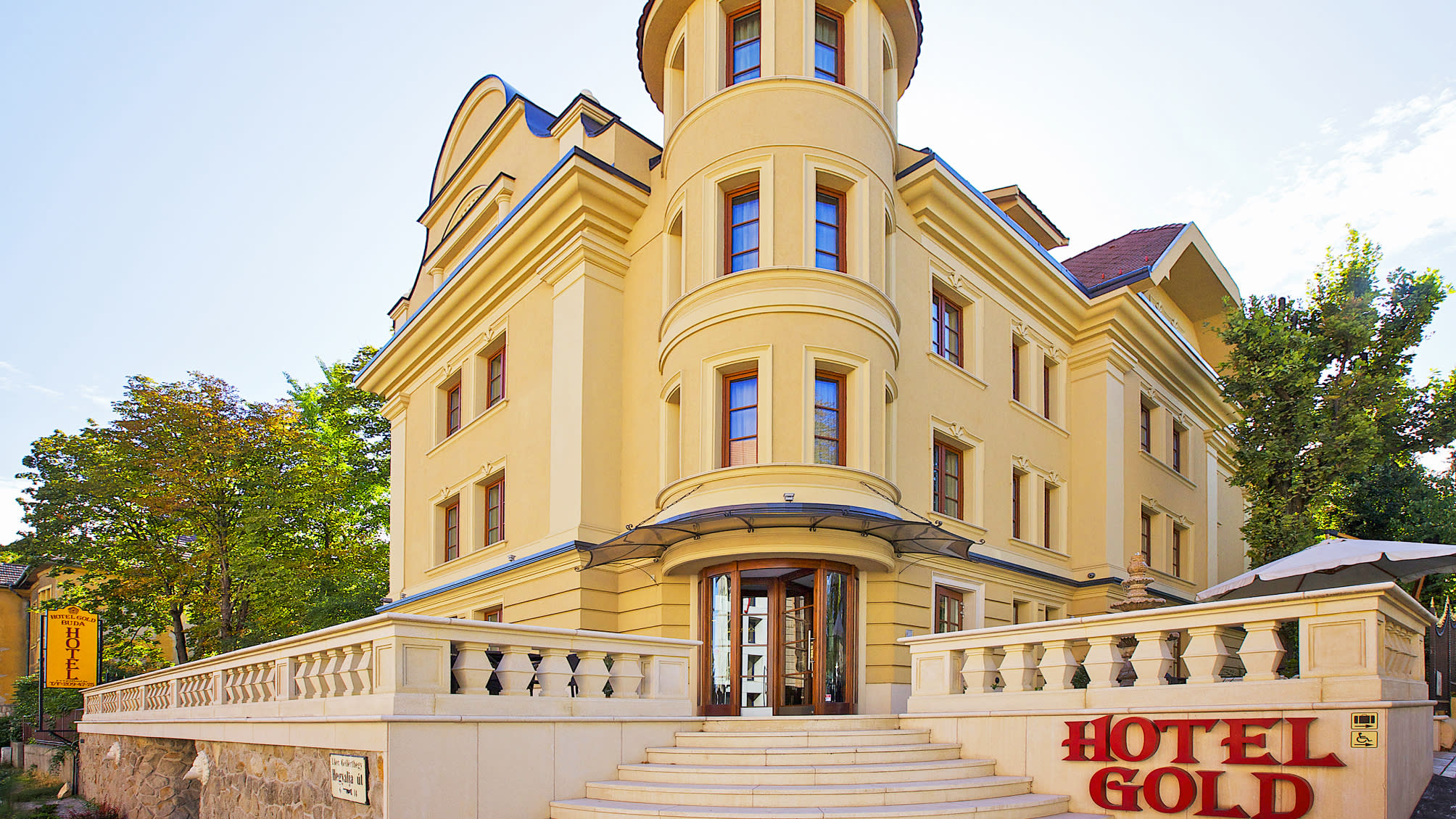 Gold Hotel Budapest 1