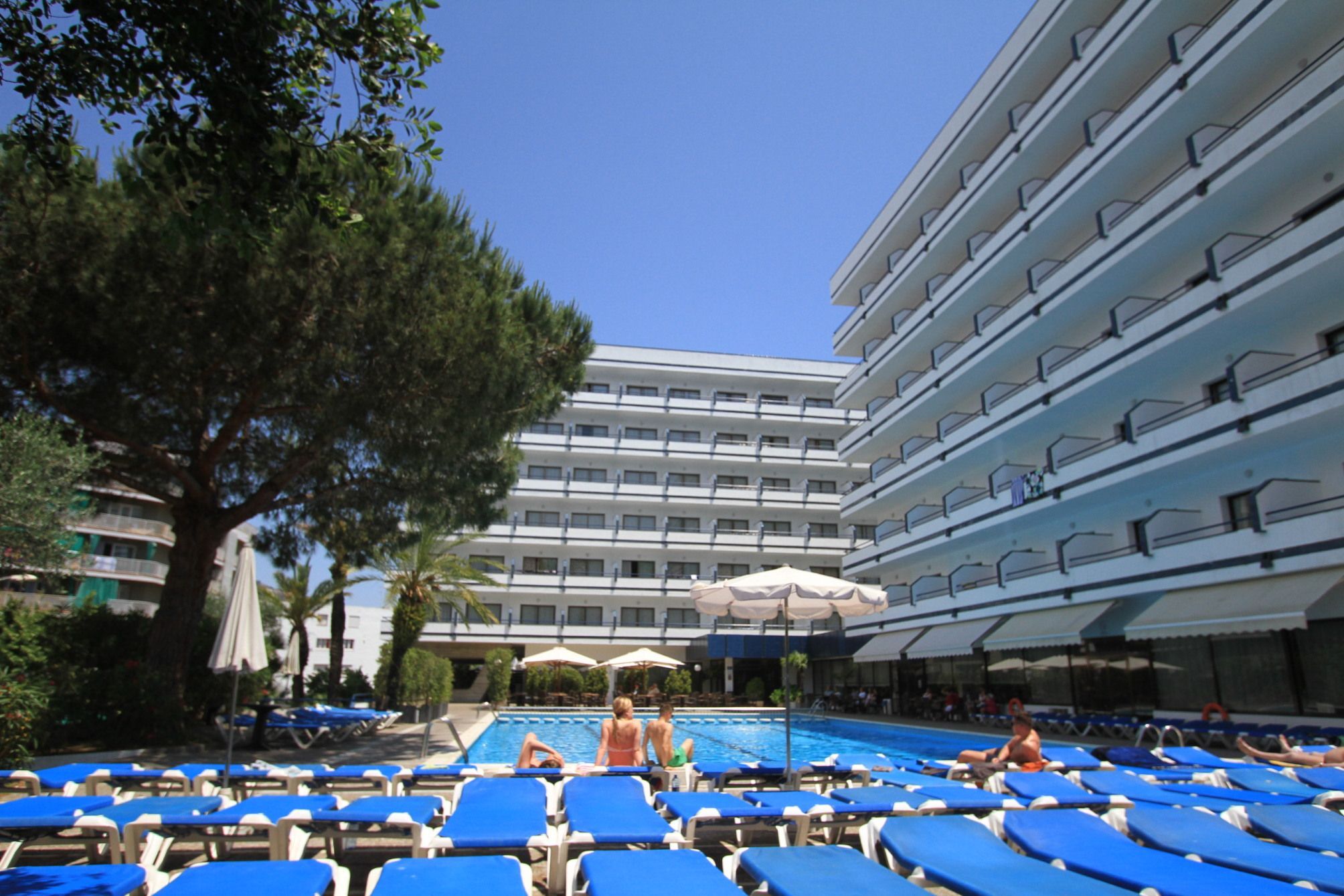 Hotel Gran Garbi & AquaSplash 2