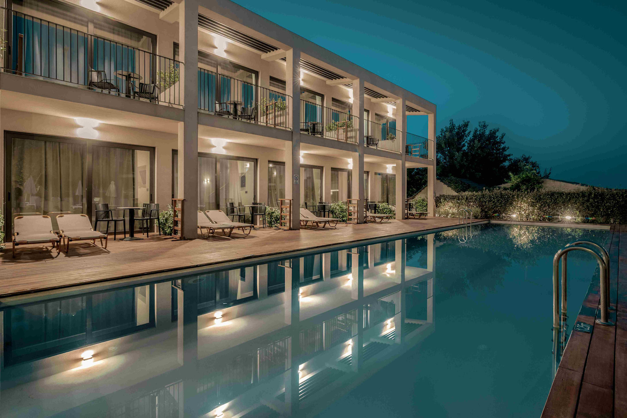 New Beach Hotel 2