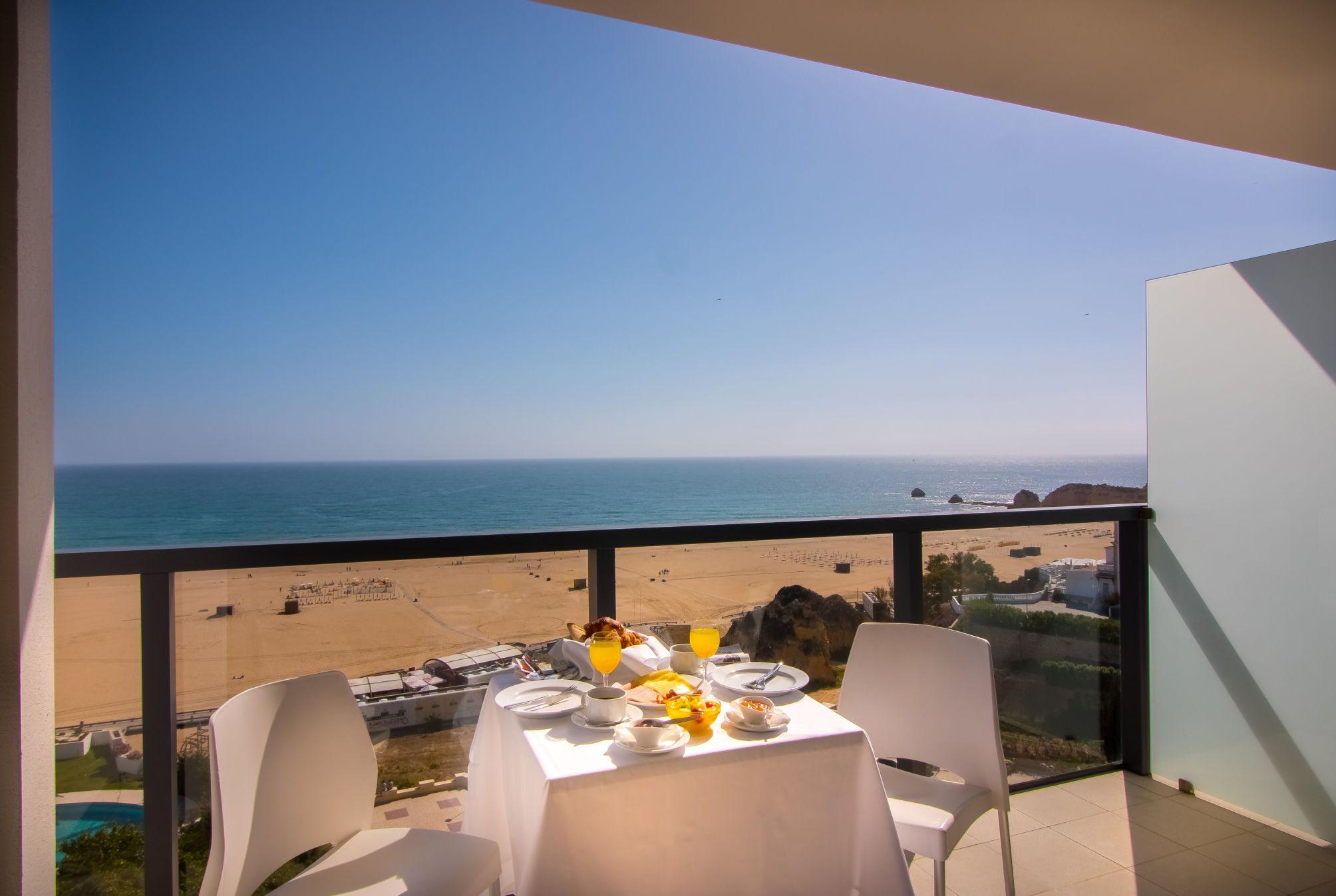RR Hotel da Rocha 2