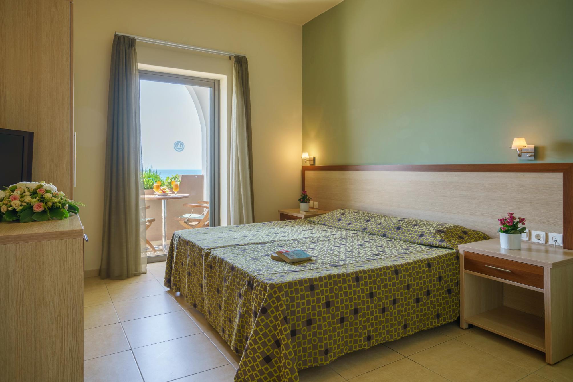 Alianthos Beach Hotel 2