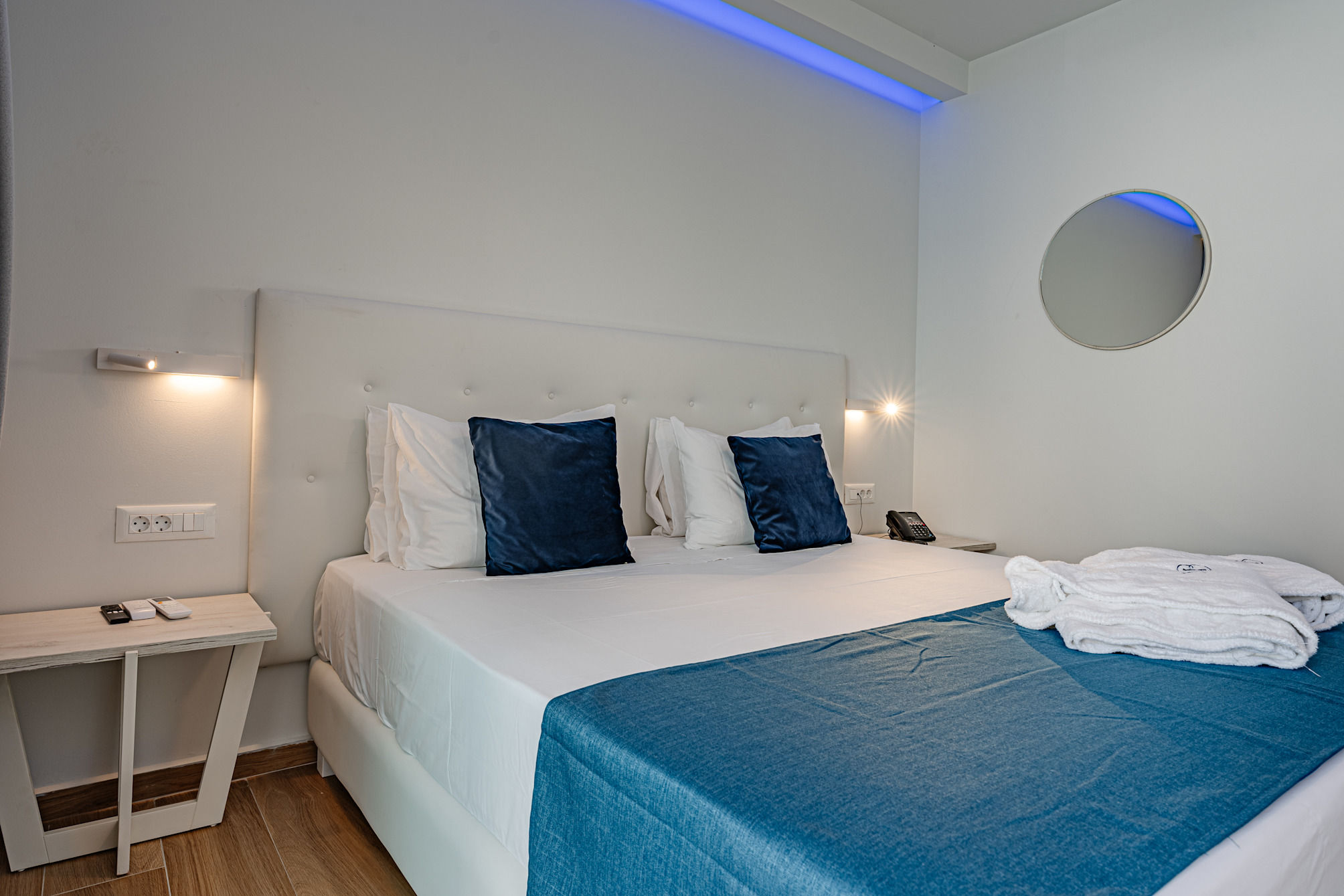 Magique Bleu Suites 1