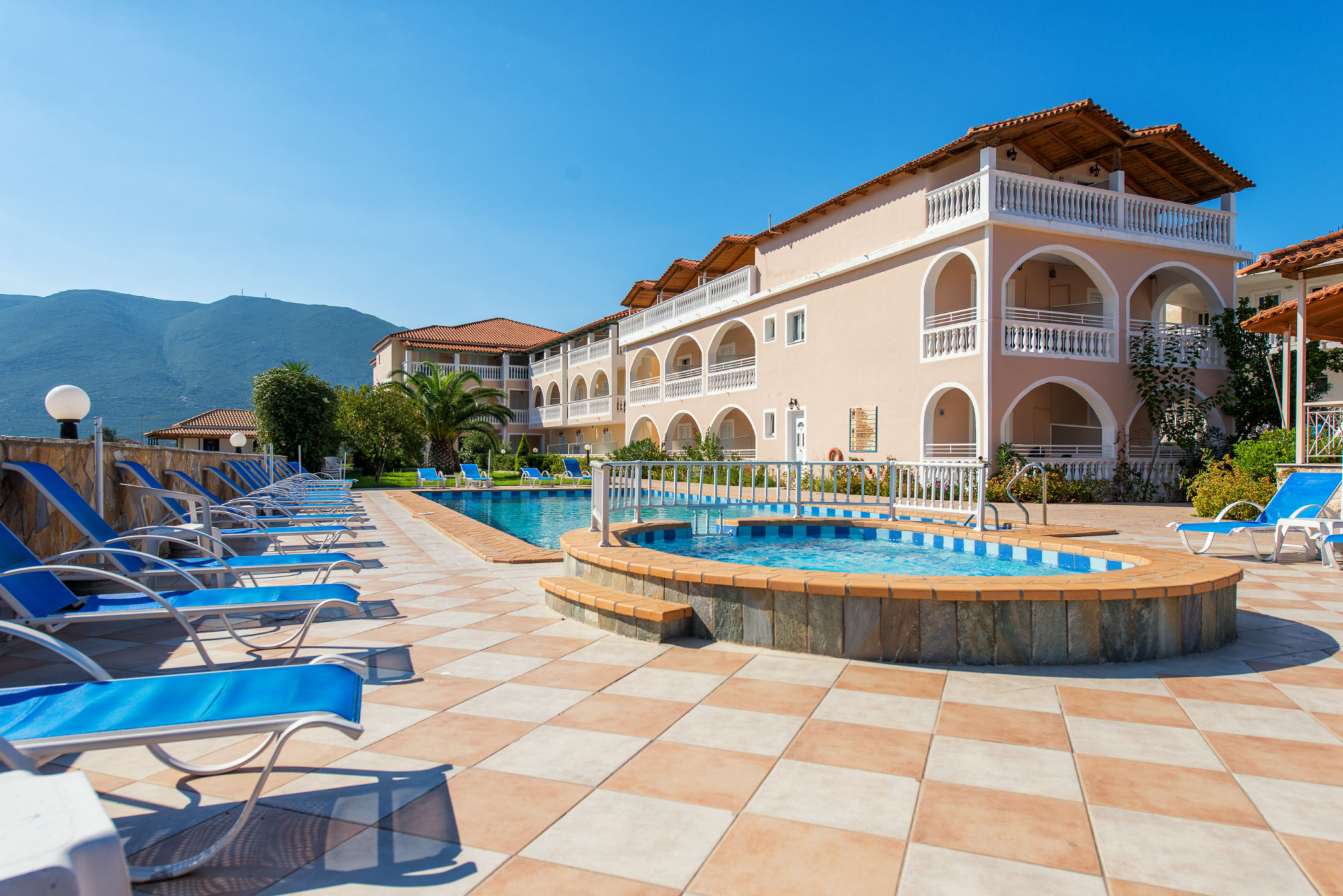 Bâle Mulhouse - Alikanas - Plessas Palace - Alikanas