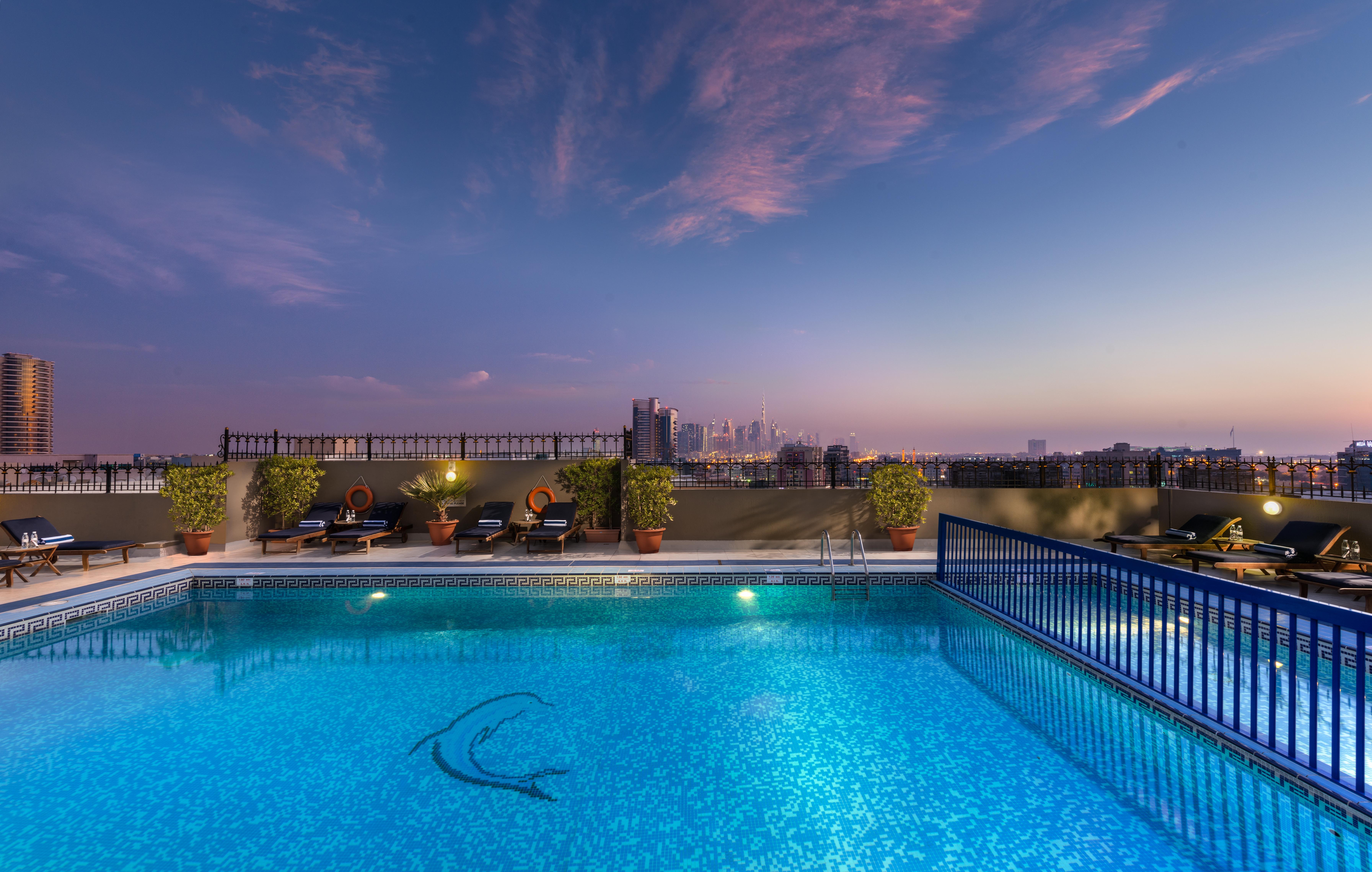 Savoy Central Hotel Apartments 1