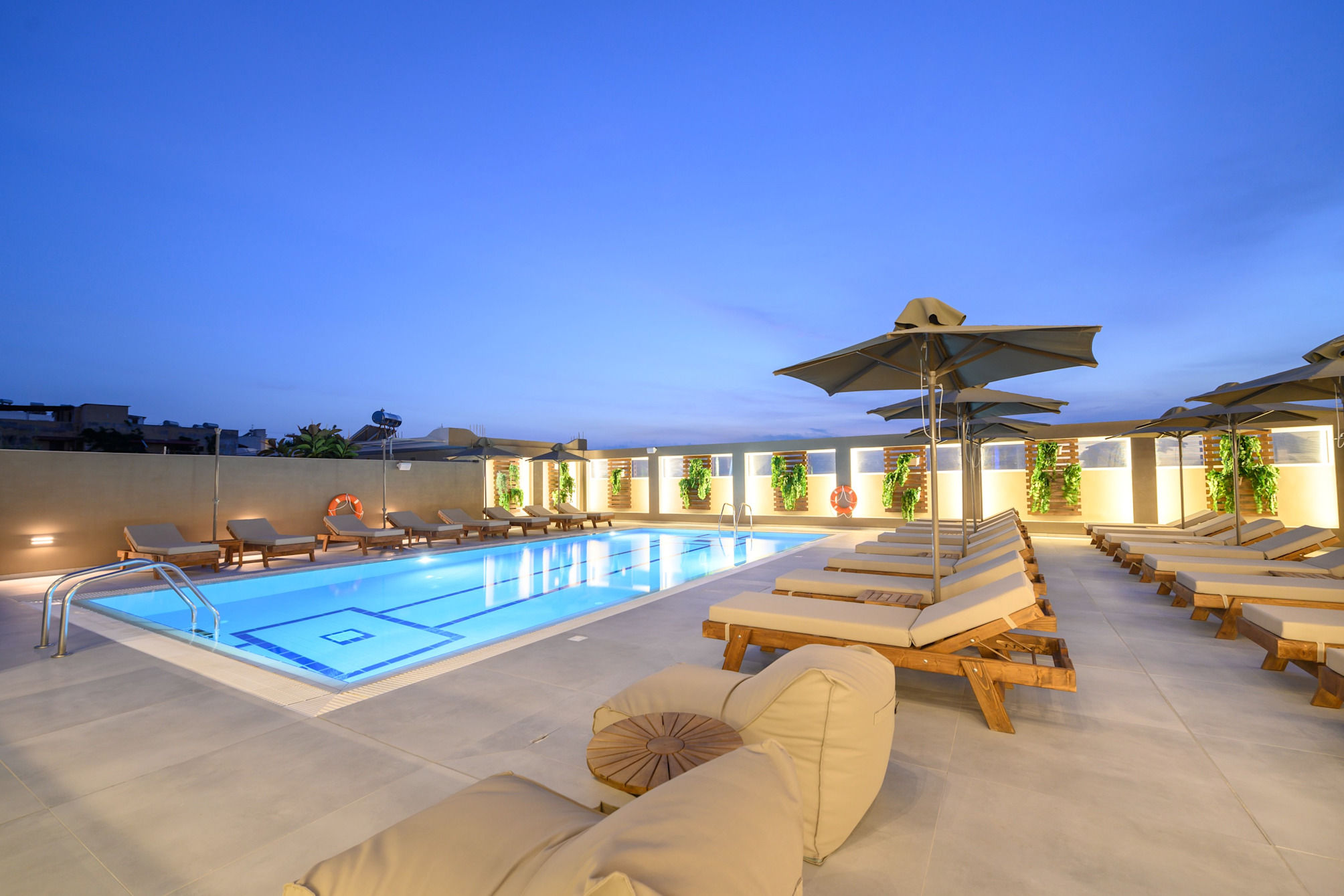 Nicolas Grand Suites, Adults Only 1