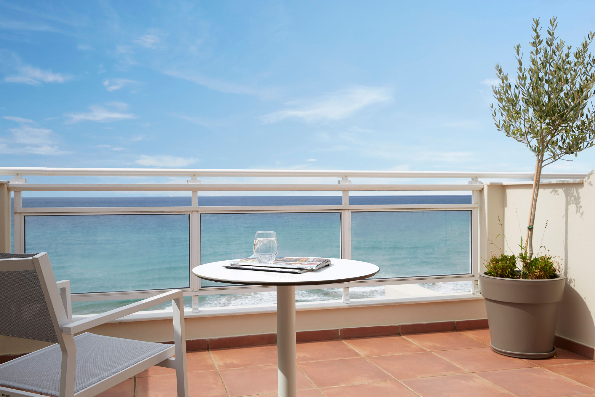 Junior suite with sea view