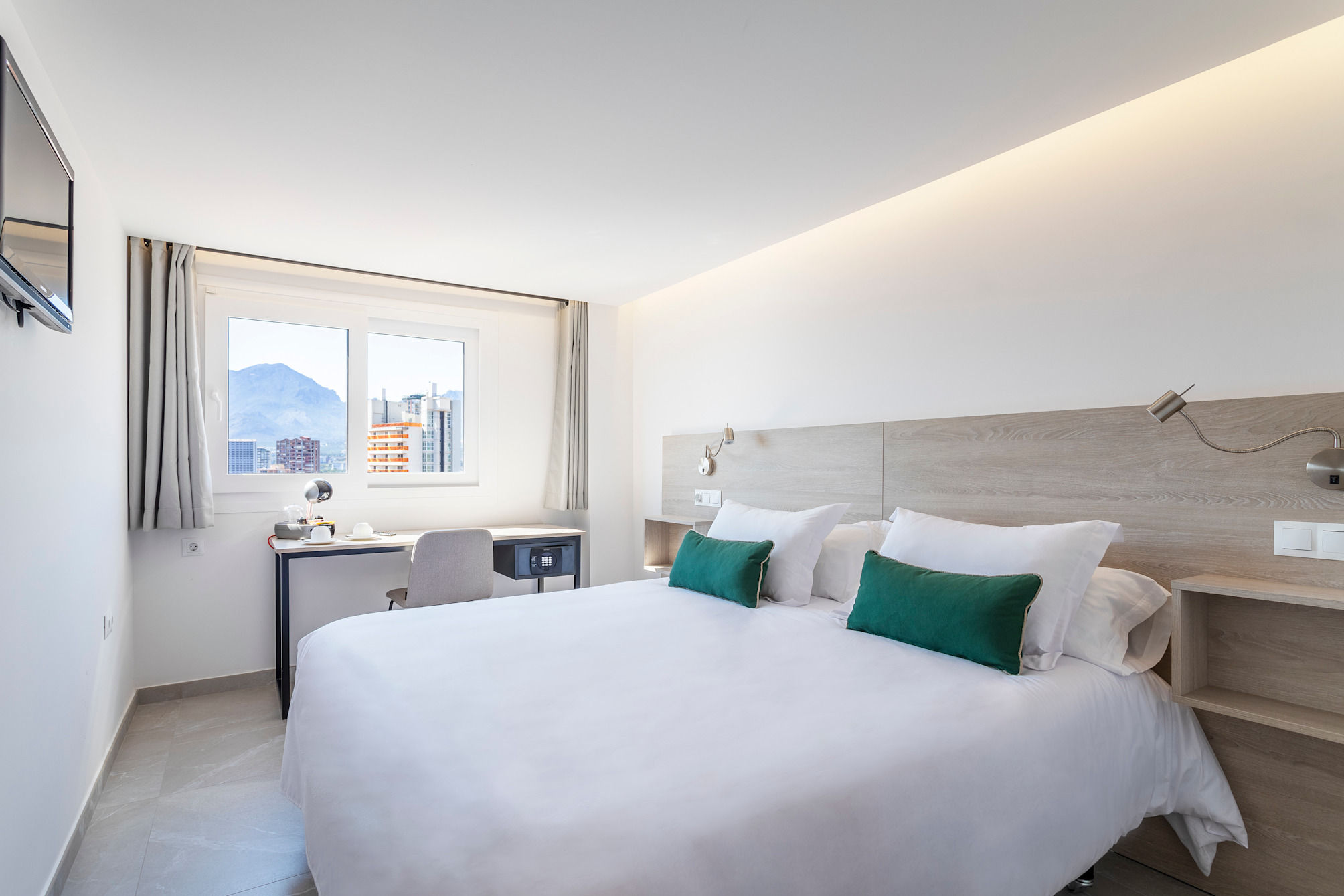 Halley Hotel and Apartments, Affiliated by Meliá 1