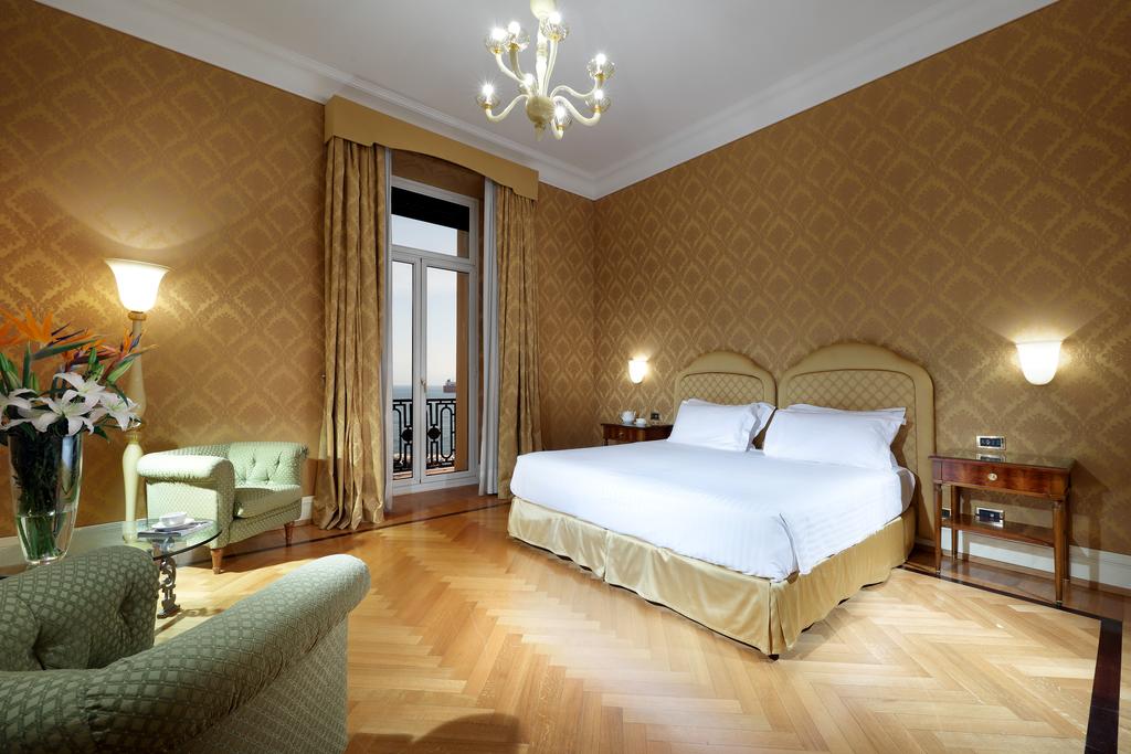 Eurostars Hotel Excelsior 1