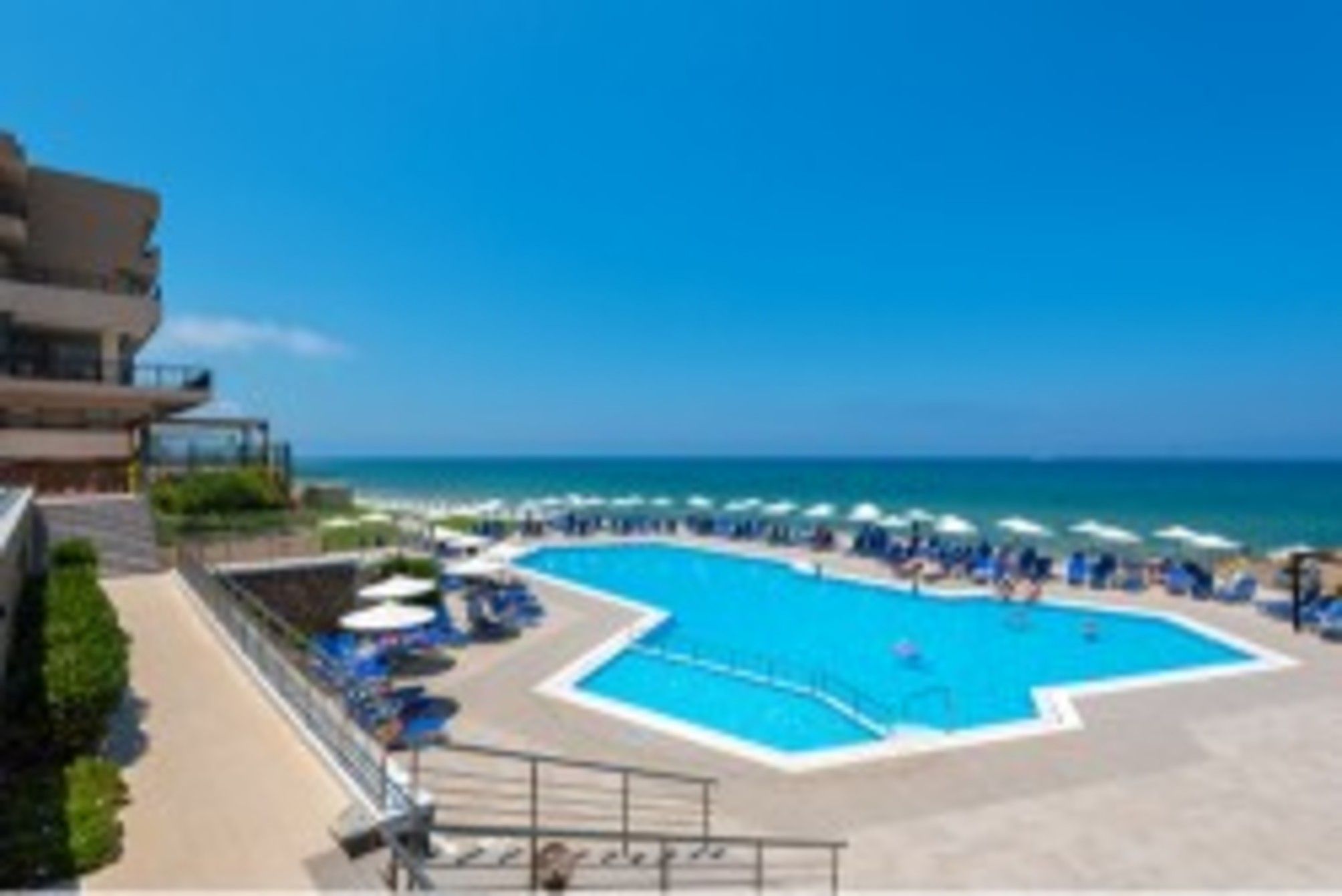 Themis Beach Hotel 1
