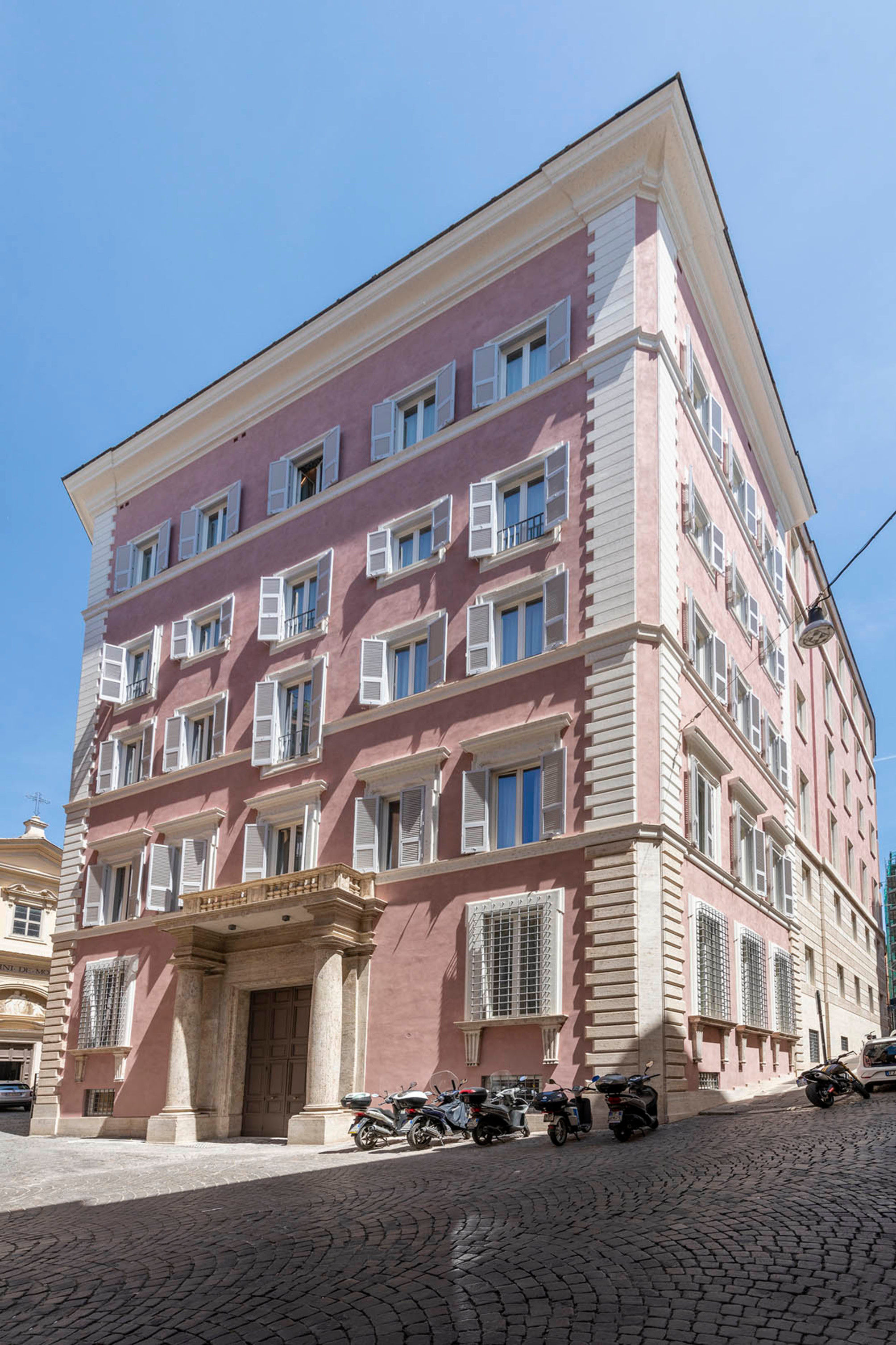 H10 Palazzo Galla 1
