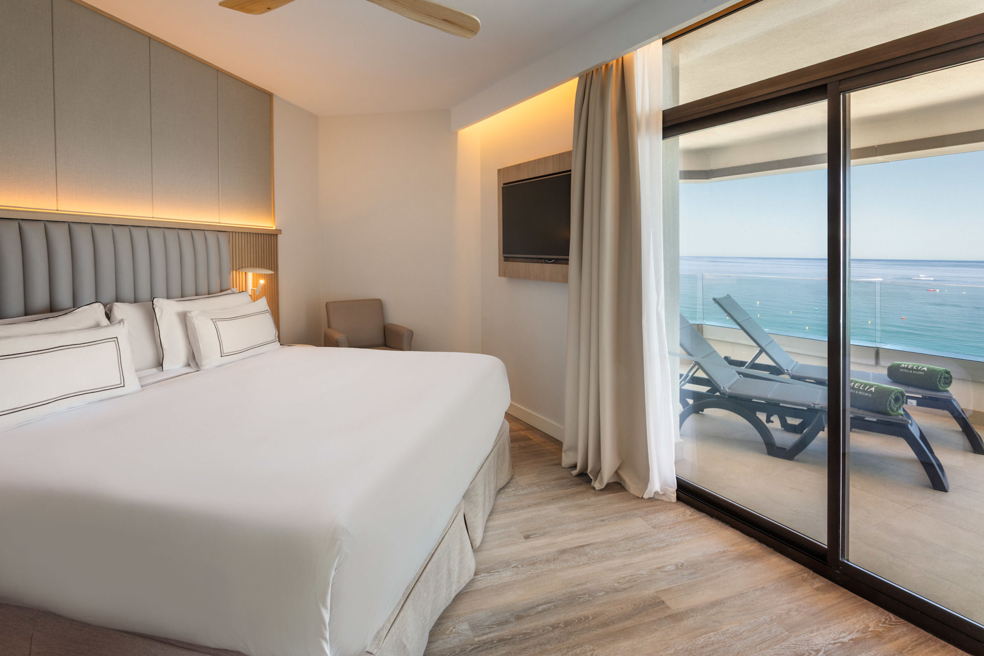 Junior suite the level - adults only room single use