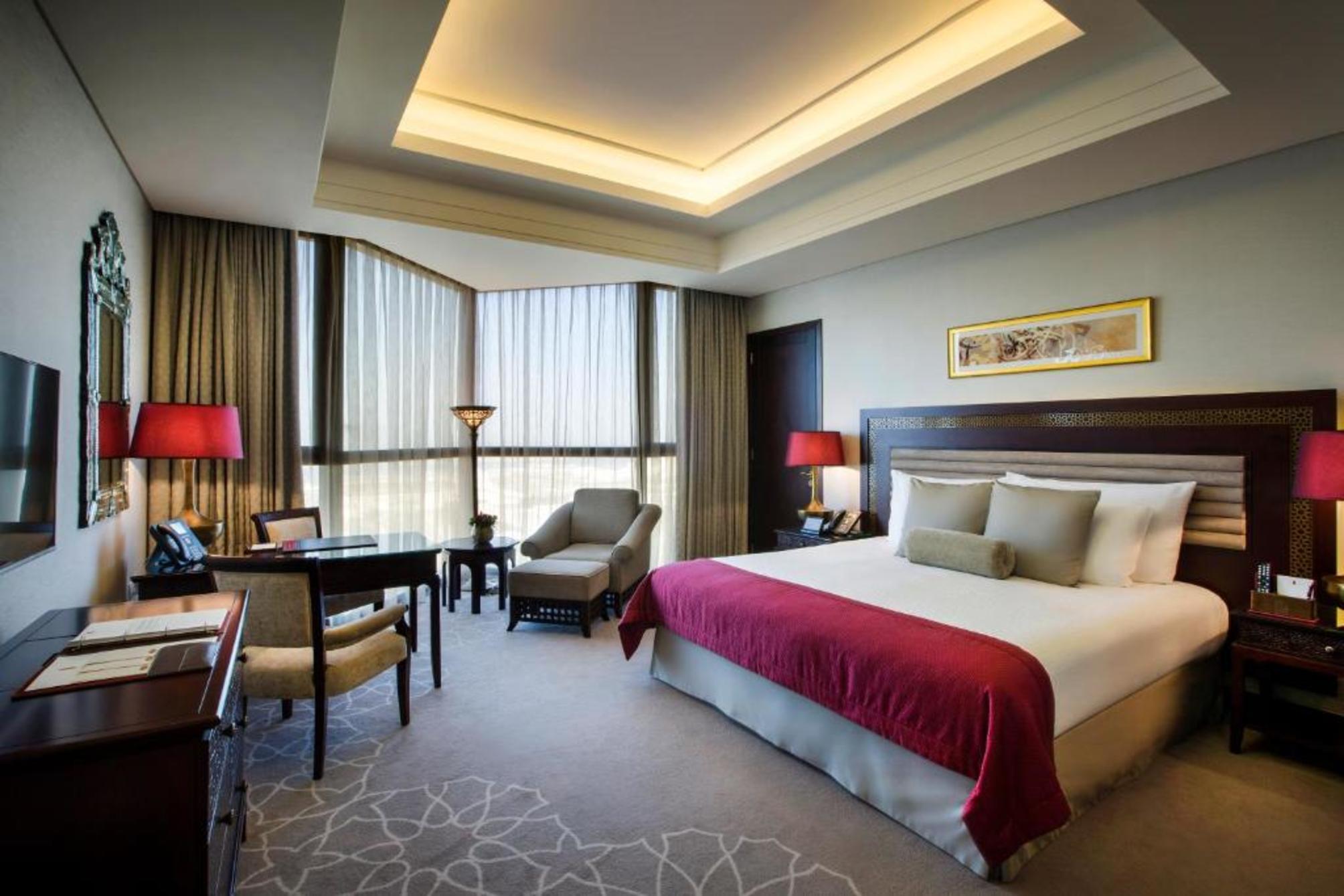 Bab Al Qasr Hotel and Residences 2