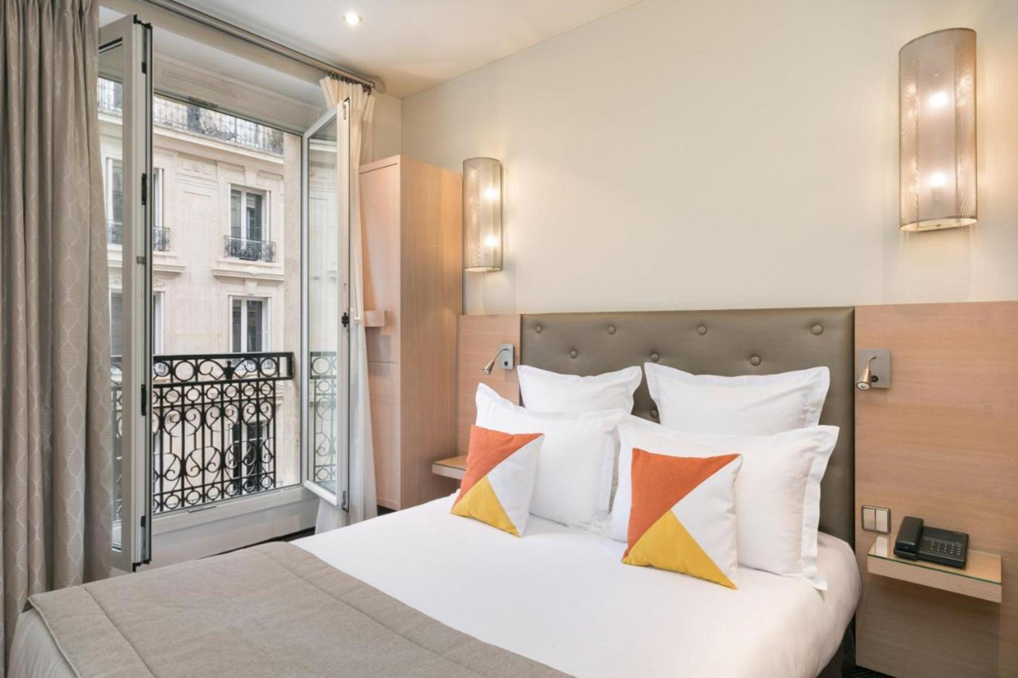 Hôtel Le Cardinal 1