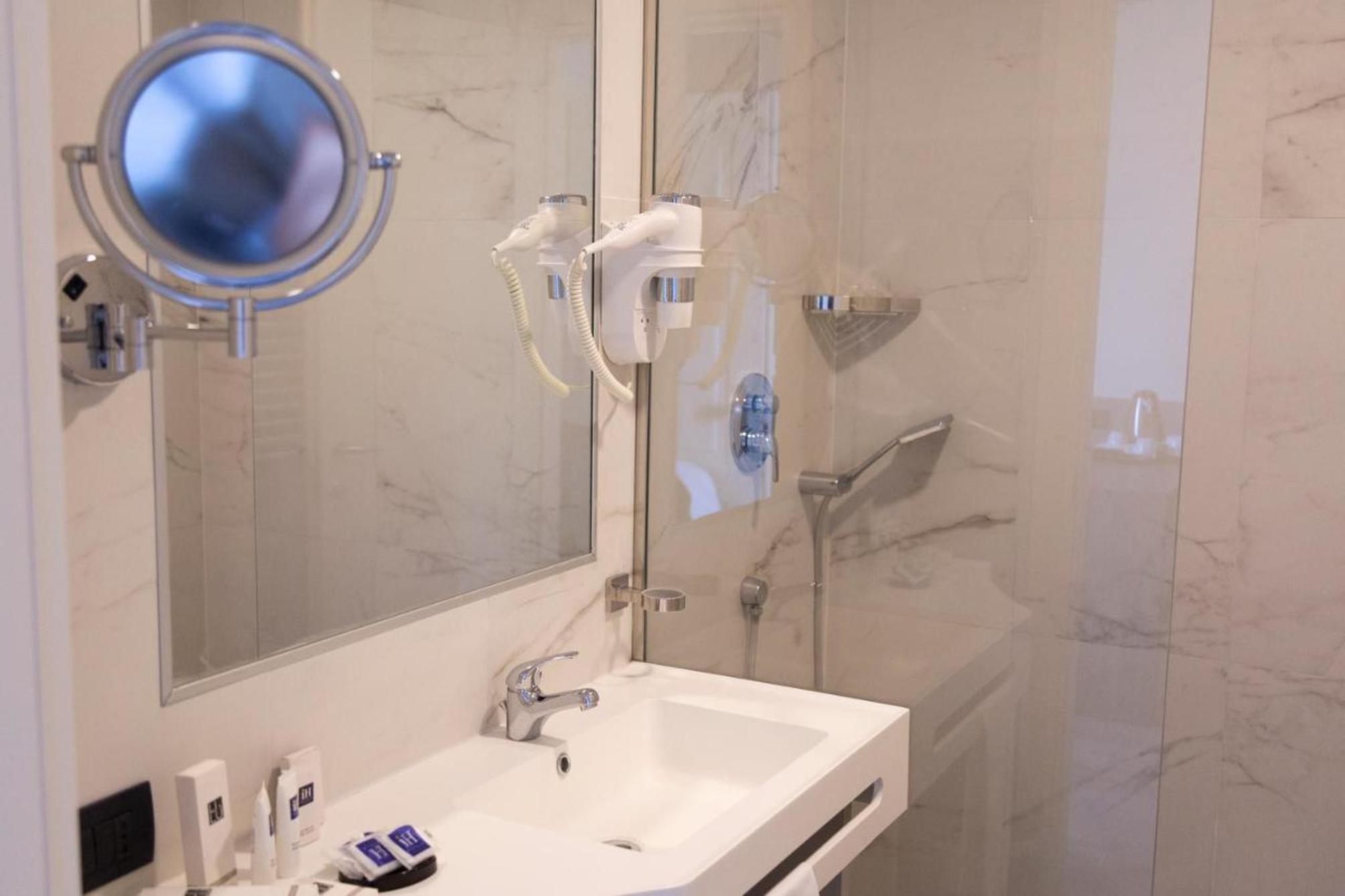 iH Hotels Milano St. John 2