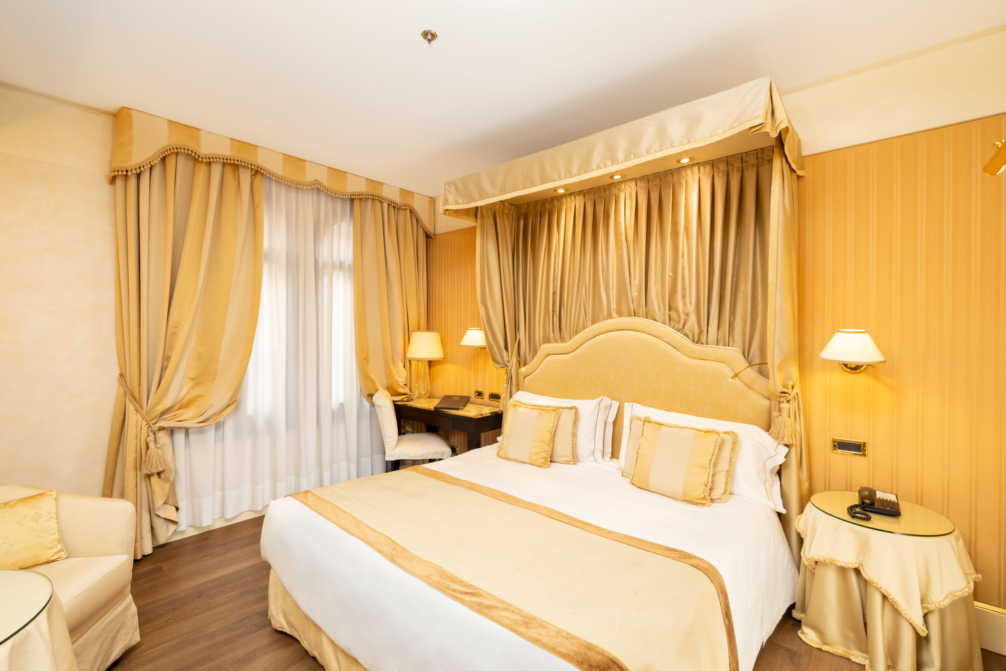 Deluxe Zweibett-/Doppelzimmer
